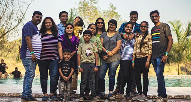 employees and families enjoying a day of bonding at the 2020 picnic event