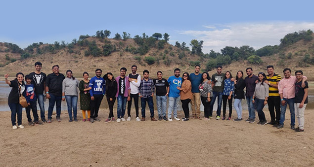 employees and families enjoying a day of bonding at the 2020 picnic event