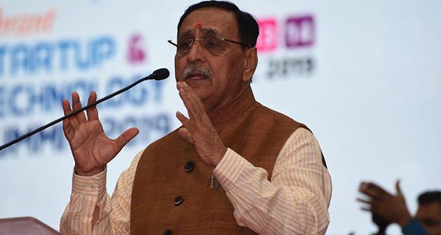 ceo hosting the opening ceremony of the vibrant startup and tech summit