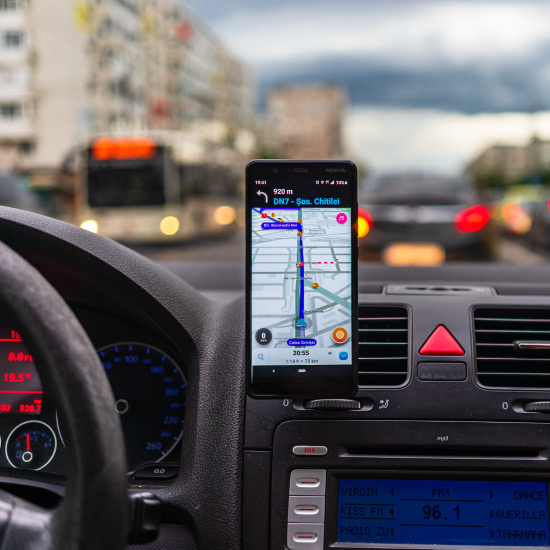 Designed an intuitive app for instant road event updates and traffic intelligence.
