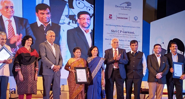 shri-dewang-mehta-it-awards-2016-4